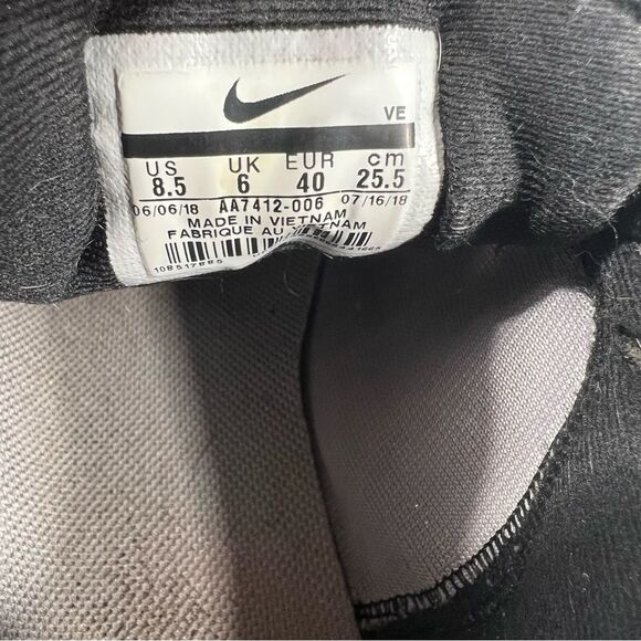 Nike running shoe Womens 8.5 - Picture 9 of 9